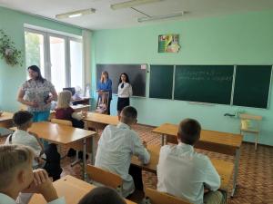 Урок безопасности и экскурсия на Замковую гору учащихся 9 "А" класса