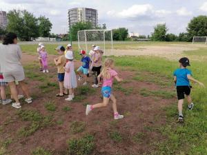 Подвижные игры на свежем воздухе "Охотники и утки"