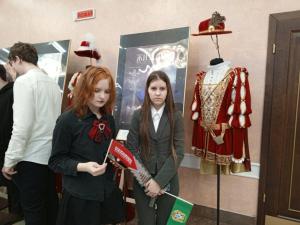 Посещение выставки Большого театра Беларуси (в рамках республиканской общественно-культурной акции "Марафон единства")