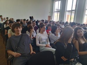 Посещение ярмарки вакансий по трудоустройству для учащейся молодежи в свободное от учебы время