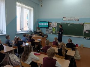 Диалоговая площадка "Правила ПДД" с участием инспектора МО ГАИ Мозырского ОВД