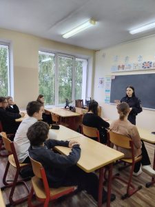 Диалоговая площадка "Безопасное лето" с участием инспектора ИДН Метельской М. А.