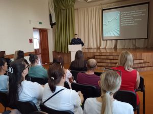 "Современные риски для детей:профилактика вовлечения в преступную деятельность, экстремизм и группы деструктивной направленности" - общешкольное родительское собрание с участием представителей УЗ "МПНД", ИДН Мозырского РОВД, Следственного комитета