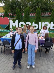 Участие в работе тематическое площадки" Дополнительное образование: творчество и возможности без границ"