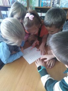 Интеллектуальная игра "Детство на страницах книг"