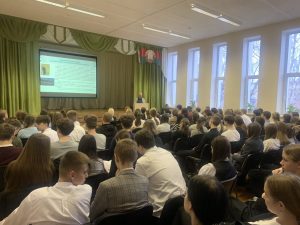 «ШАГ» по теме «Быть достойным гражданином Республики Беларусь-значит грамотно пользоваться своими правами, честно и добросовестно исполнять свои обязанности»